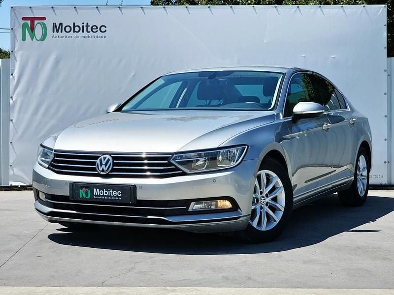Cinzento Usado 2015 VW Passat | € 13.750 (Preço justo) - Imagem 1/4