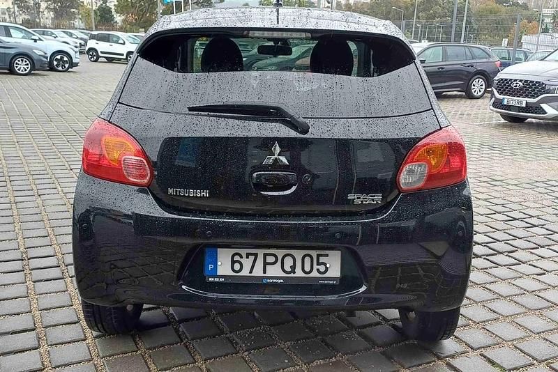 Usado Mitsubishi Space Star Intense 80 HP (58 kW) 2015 Preto Citadino