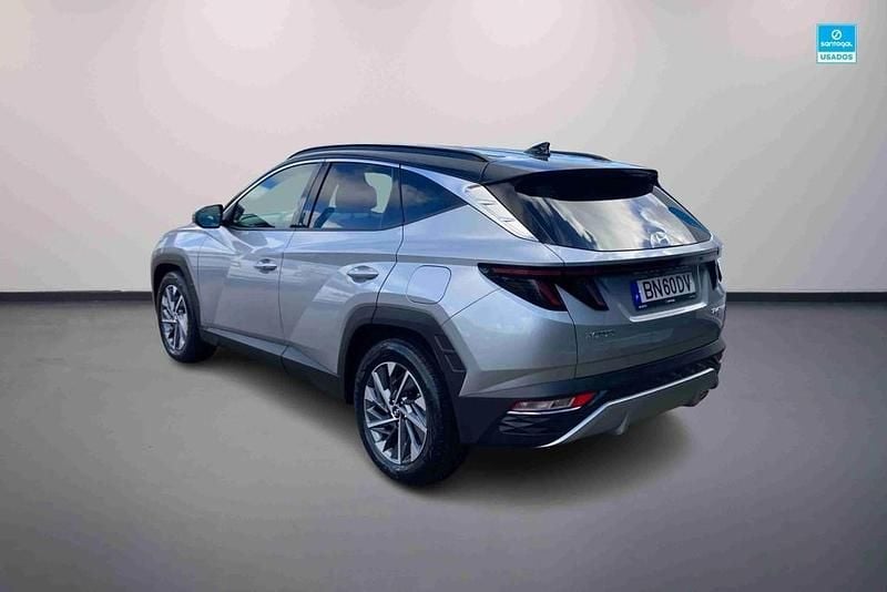 Usado Hyundai Tucson 136 HP (100 kW) 2024 Cinzento SUV