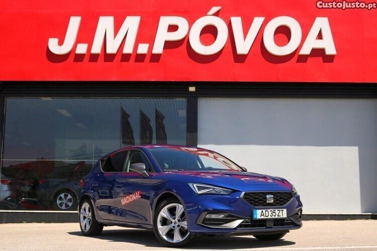 Azul Usado 2020 Seat Leon FR Citadino | € 19.990 (Caro) - Imagem 1/1