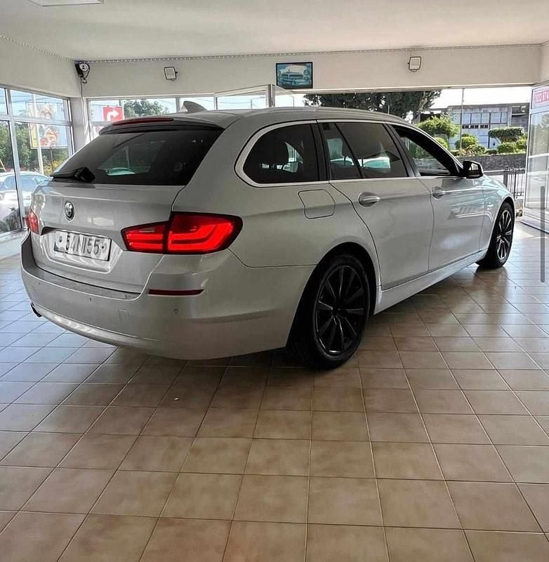 Cinzento Usado 2012 BMW 520 Carrinha | € 13.699 (Bom preço) - Imagem 1/4
