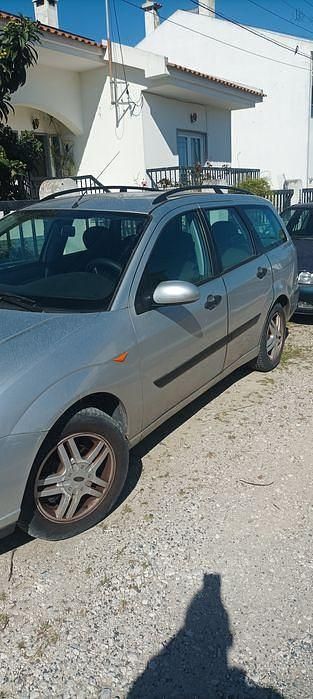 Usado Ford Focus 115 HP (84 kW) 2003 Sedan