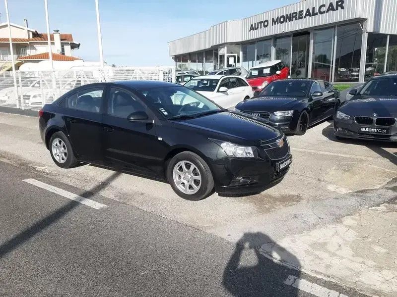 Preto Usado 2012 Chevrolet Cruze LTZ Sedan | € 8.900 (Preço justo) - Imagem 1/4