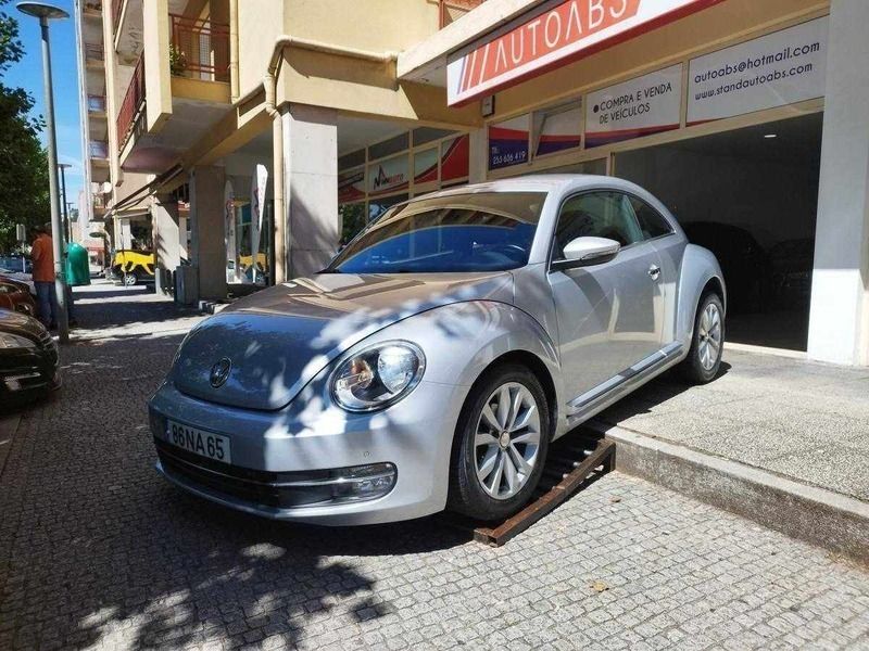 Cinza Usado 2012 VW Beetle Design Citadino | € 12.850 (Bom preço) - Imagem 1/4