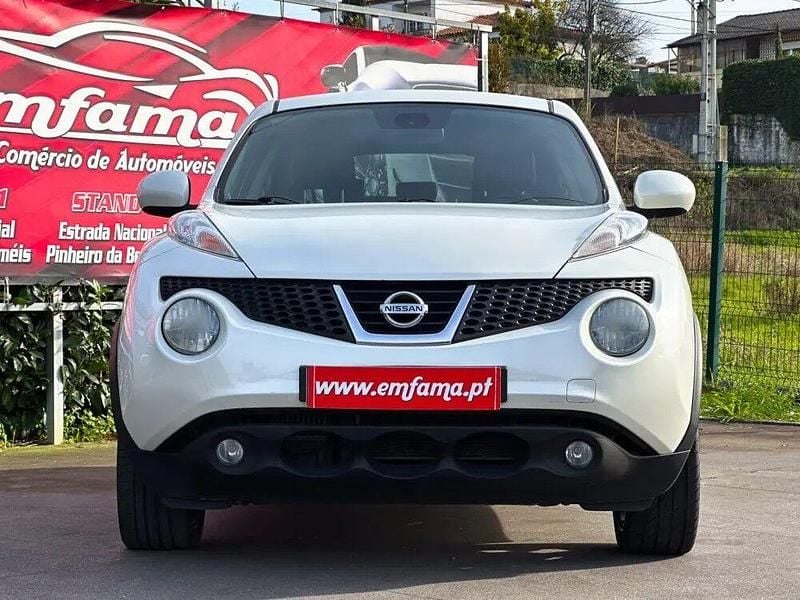 Usado Nissan Juke Acenta 110 HP (80 kW) 2013 Amarelo SUV
