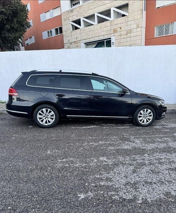 Usado VW Passat 105 HP (77 kW) 2011 Sedan