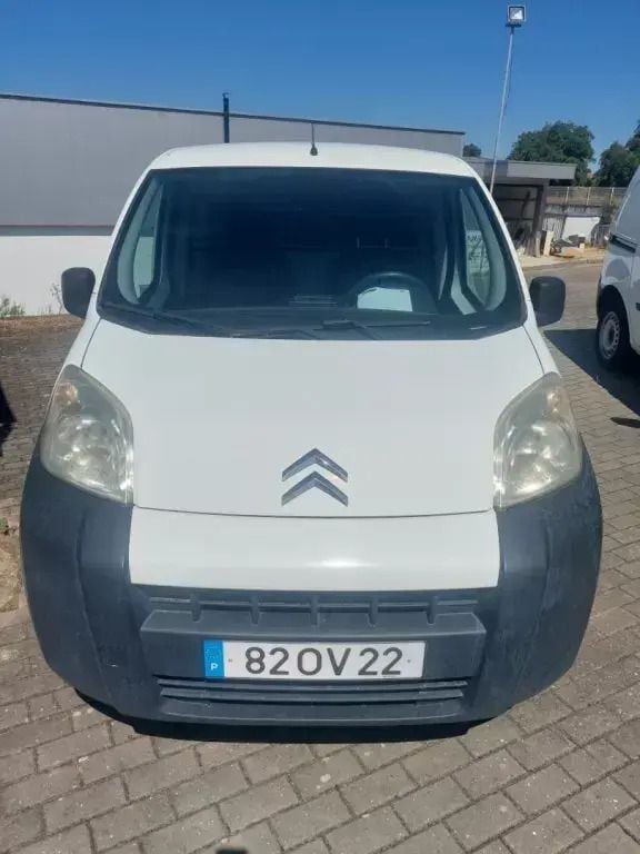 Branco Usado 2014 Citroën Nemo Monovolume | € 6.500 - Imagem 1/4