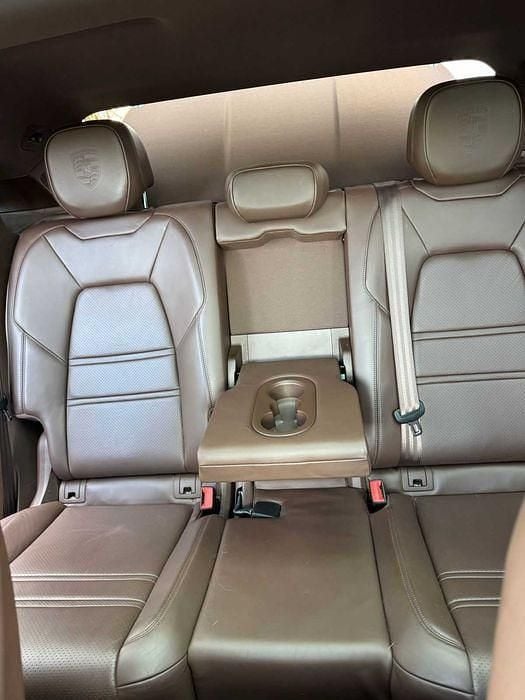 Usado Porsche Cayenne 340 HP (250 kW) 2021 SUV