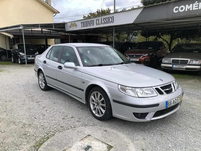 Usado Saab 9-5 120 HP (88 kW) 2005 Cinzento Sedan