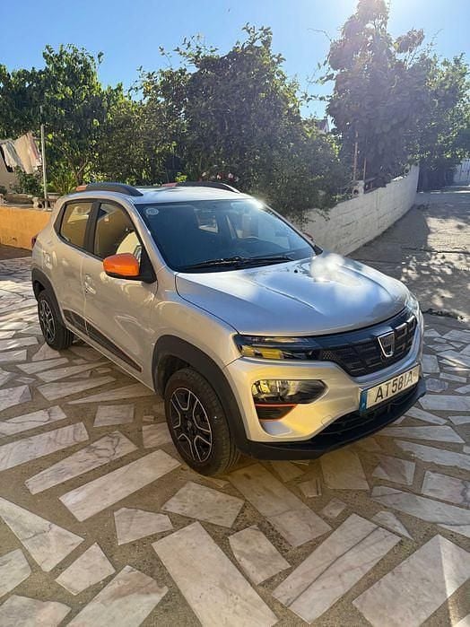 Usado 2022 Dacia Spring Comfort Plus Citadino | € 10.700 - Imagem 1/4