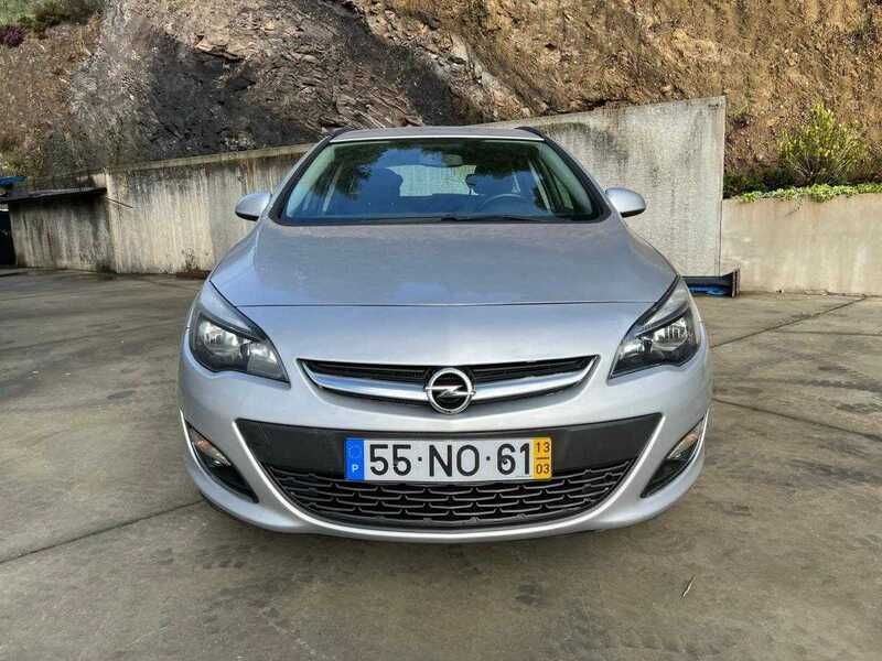 Cinzento Usado 2013 Opel Astra | € 7.890 (Preço justo) - Imagem 1/4