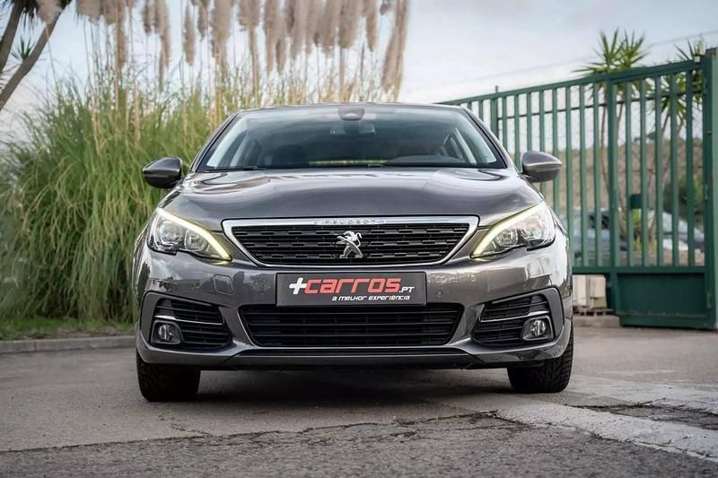 Usado Peugeot 308 SW 130 HP (95 kW) 2021 Cinzento Carrinha