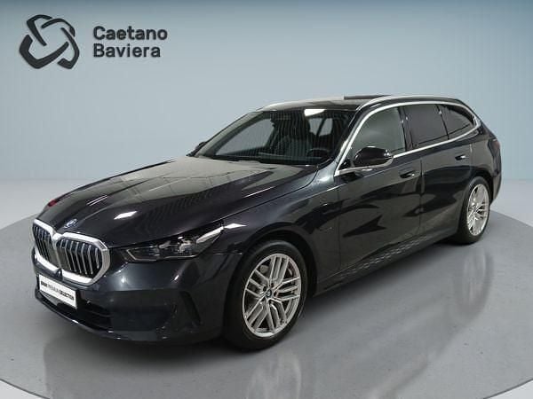 Cinza Usado 2024 BMW 530 Carrinha | € 58.900 - Imagem 1/4