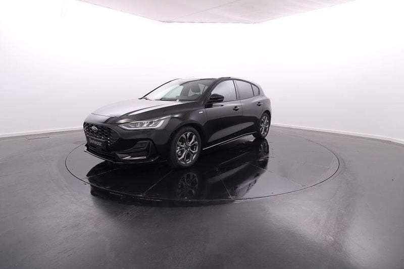 Preto Usado 2023 Ford Focus | € 26.900 (Preço justo) - Imagem 1/4