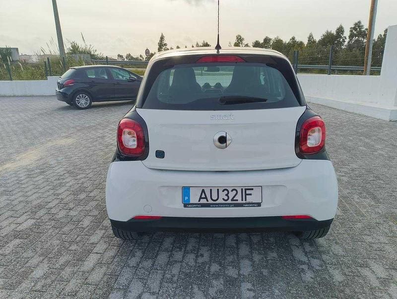 Usado Smart ForFour Electric Drive Passion 60 kW (82 HP) 2019 Branco Citadino