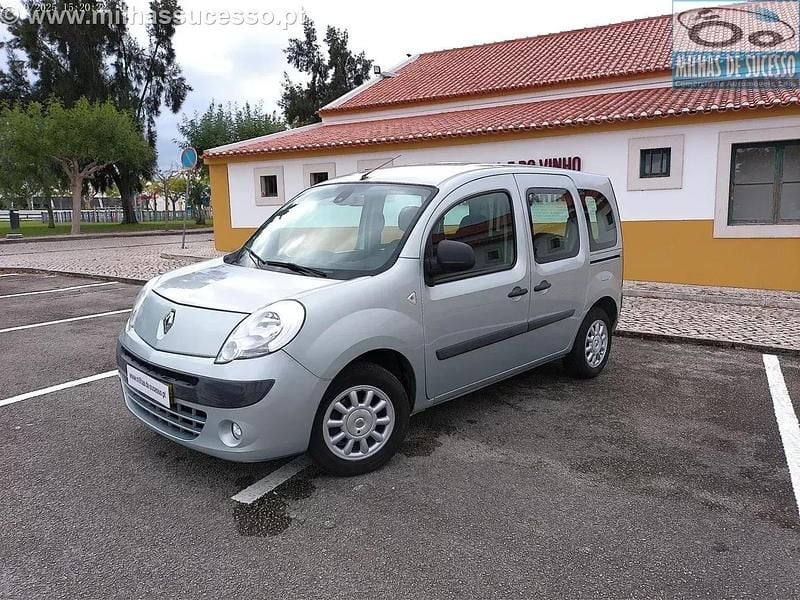 Cinza Usado 2013 Renault Kangoo Monovolume | € 9.850 - Imagem 1/4