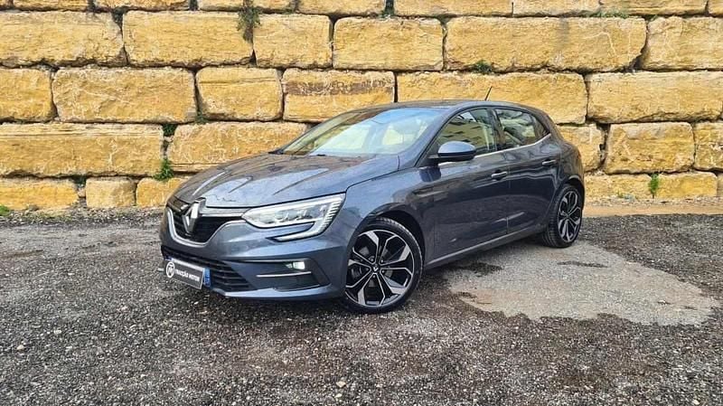 Cinza Usado 2021 Renault Mégane IV Intens Citadino | € 21.000 (Preço justo) - Imagem 1/4