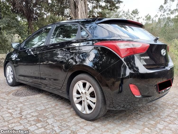 Preto Usado 2013 Hyundai i30 Comfort | € 6.750 (Super Preço) - Imagem 1/1
