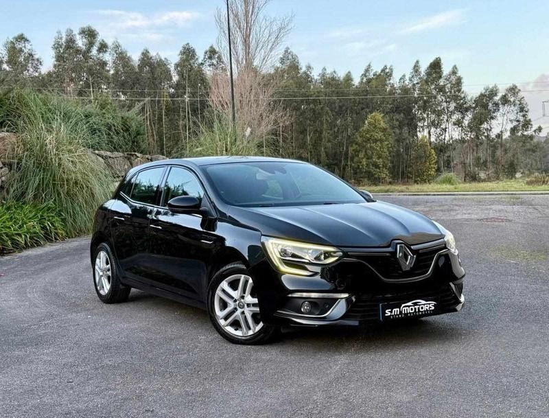 Preto Usado 2016 Renault Mégane III Zen | € 12.900 (Preço justo) - Imagem 1/4