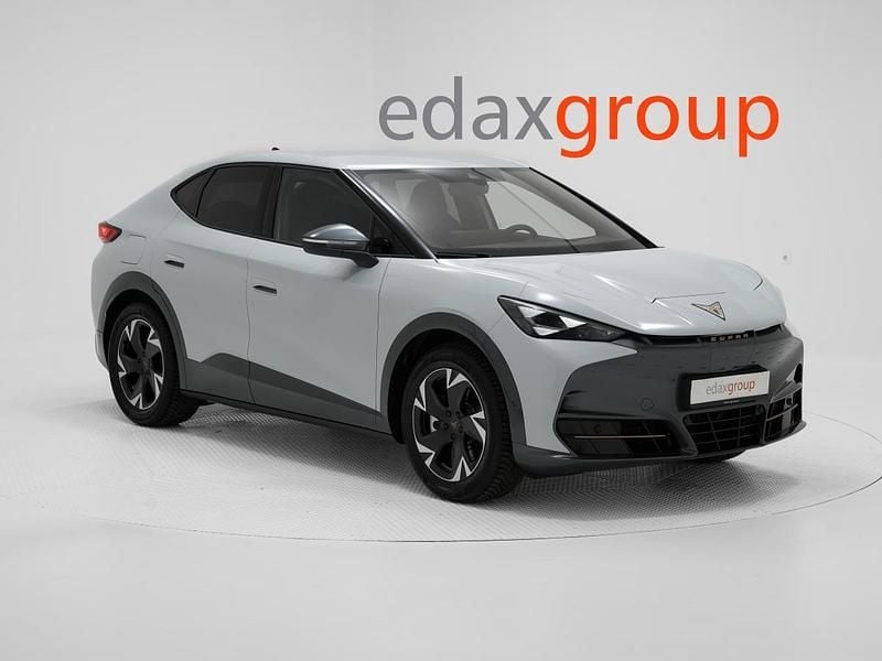 Cinzento Novo 2025 Cupra Tavascan SUV | € 44.990 (Preço justo) - Imagem 1/4