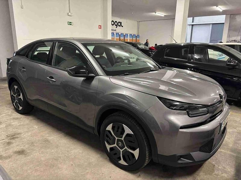 Usado Citroën C4 136 HP (100 kW) 2025 Cinzento SUV