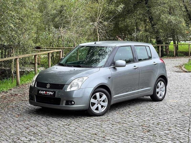 Cinzento Usado 2007 Suzuki Swift Sport | € 6.990 (Preço justo) - Imagem 1/4