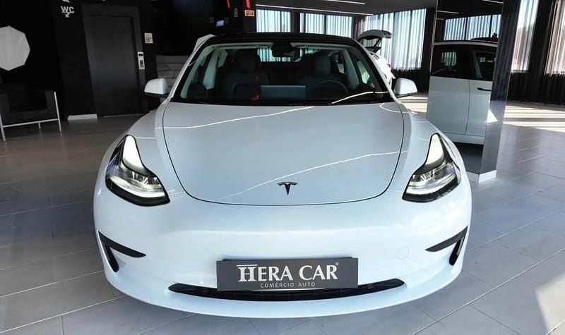 Usado Tesla Model 3 225 kW (306 HP) 2022 Branco Sedan