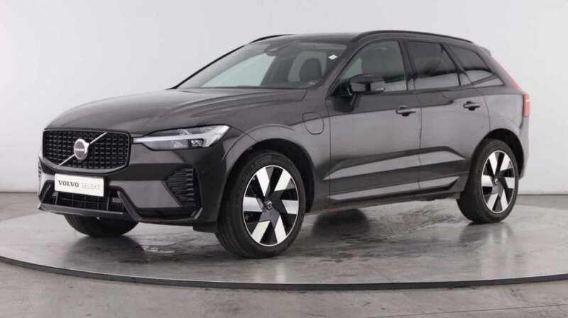 Cinzento Usado 2024 Volvo XC60 Plus SUV | € 56.900 (Bom preço) - Imagem 1/4