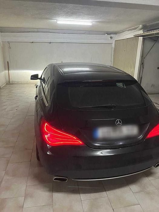 Usado 2016 Mercedes CLA180 Shooting Brake Carrinha | € 16.350 (Bom preço) - Imagem 1/4