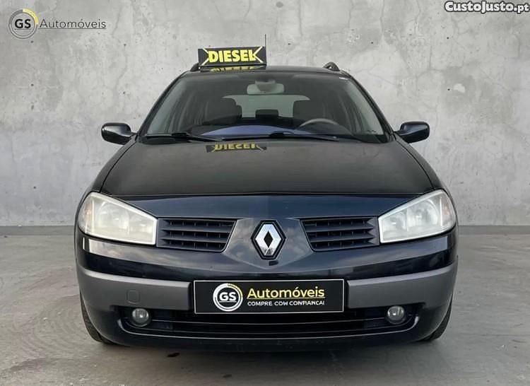 Preto Usado 2004 Renault Mégane II Sedan | € 2.250 (Preço justo) - Imagem 1/1