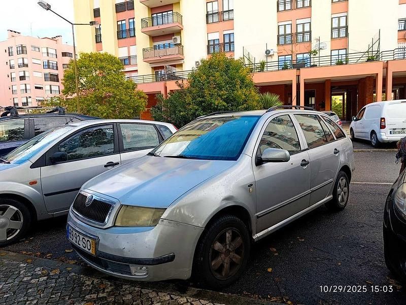 Usado 2001 Skoda Fabia Sedan | € 2.500 (Preço elevado) - Imagem 1/4