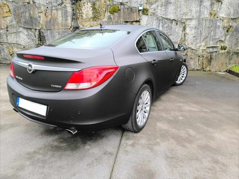 Preto Usado 2011 Opel Insignia Sedan | € 7.200 - Imagem 1/4