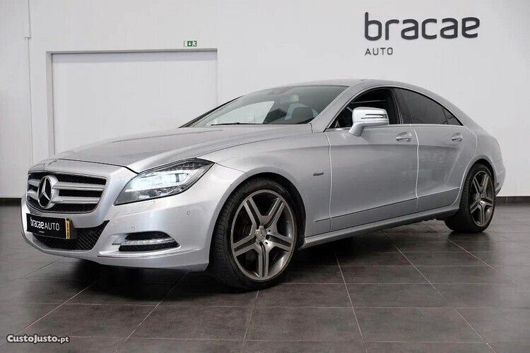 Cinza Usado 2011 Mercedes CLS350 Coupé | € 22.500 - Imagem 1/1