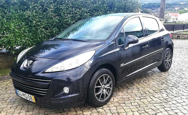 Usado Peugeot 207 Sport 91 HP (66 kW) 2012 Sedan