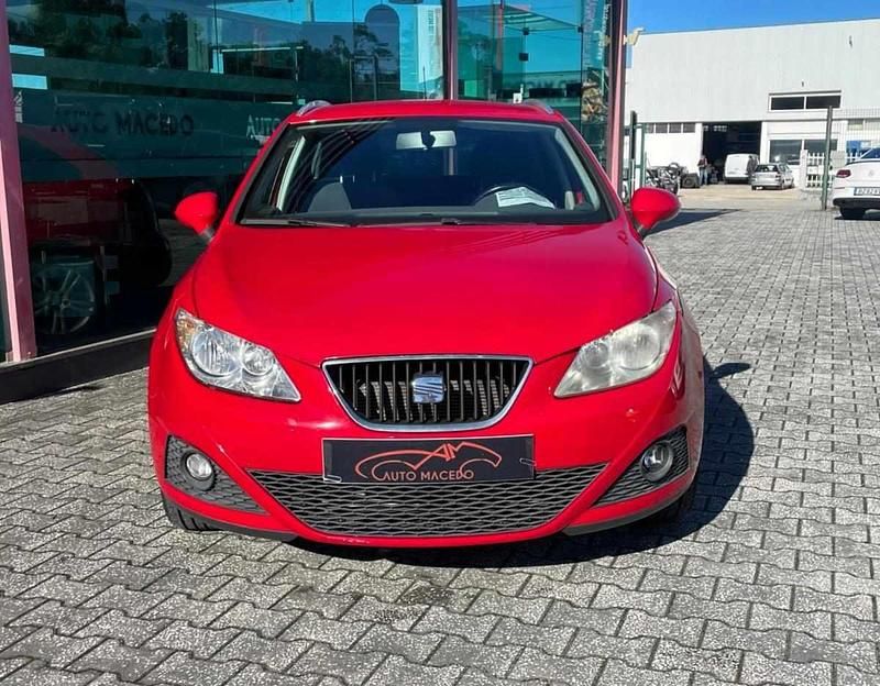 Vermelho Usado 2010 Seat Ibiza | € 10.750 (Caro) - Imagem 1/4