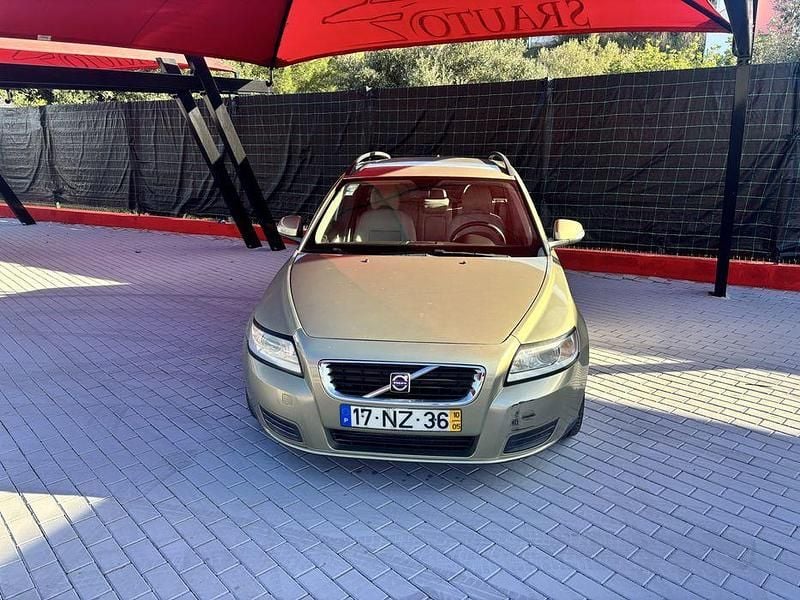 Usado 2010 Volvo V50 Carrinha | € 4.500 (Super Preço) - Imagem 1/4