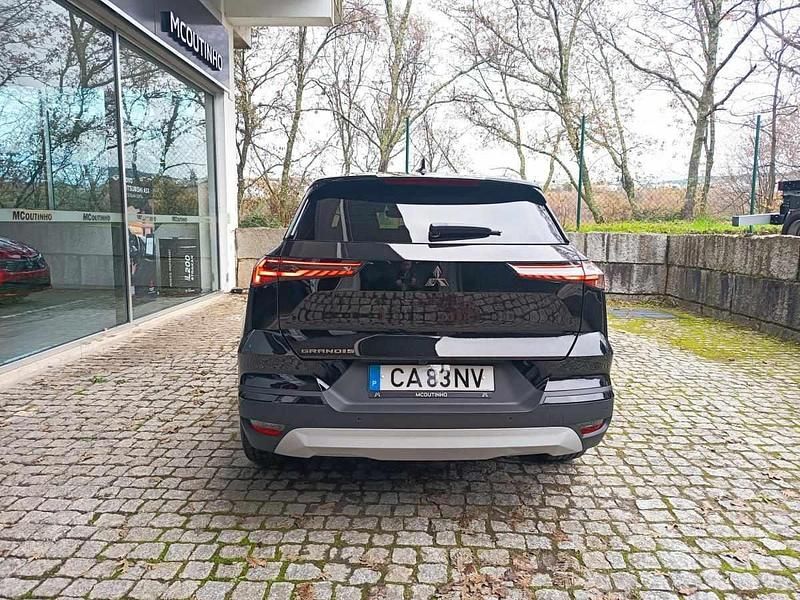 Novo Mitsubishi Grandis 140 HP (102 kW) 2025 Preto SUV