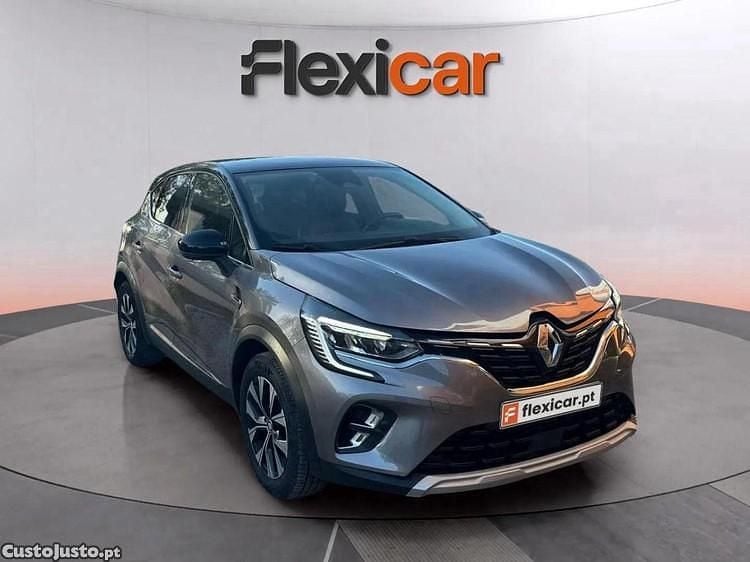 Cinza Usado 2023 Renault Captur Techno SUV | € 16.890 (Bom preço) - Imagem 1/1