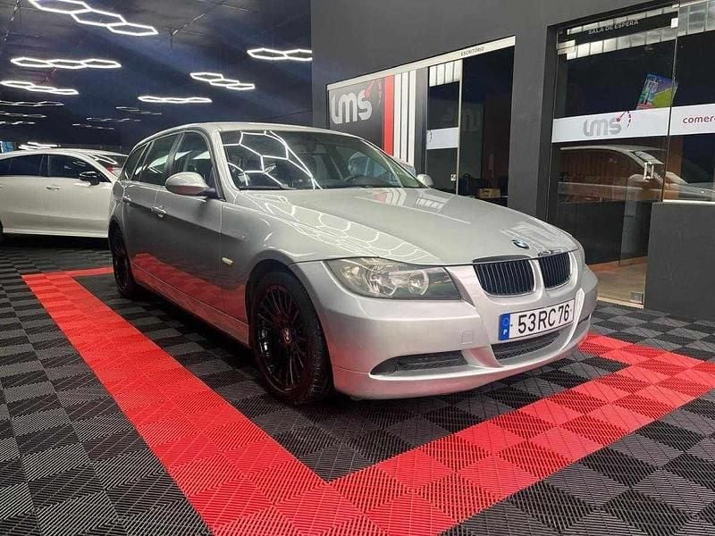 Usado BMW 318 Comfort Edition 143 HP (105 kW) 2008 Cinza Carrinha