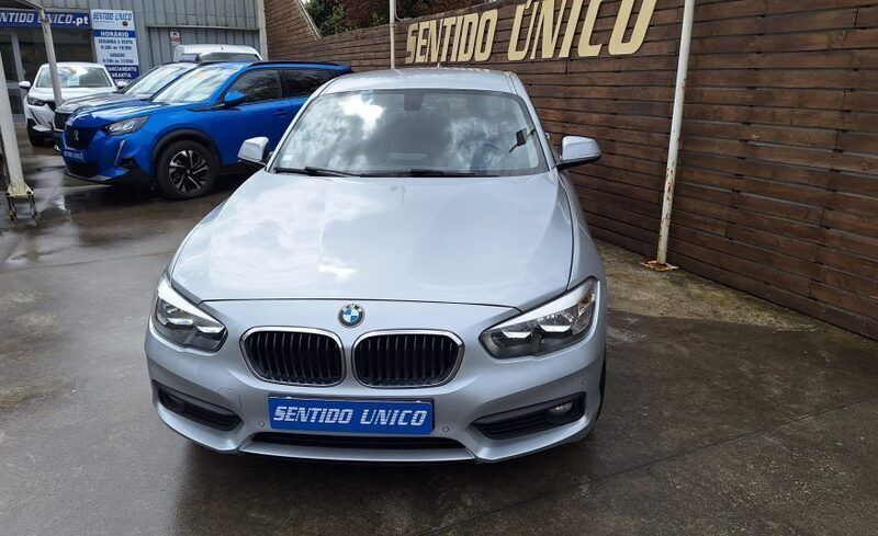 Cinza prata Usado 2016 BMW 116 Citadino | € 12.980 (Bom preço) - Imagem 1/4