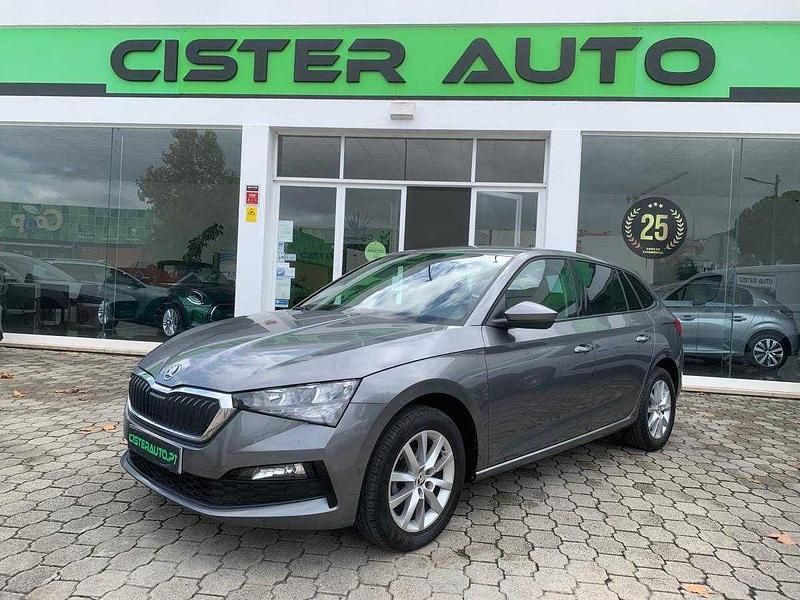 Antracite Usado 2022 Skoda Scala Citadino | € 15.990 (Preço justo) - Imagem 1/4
