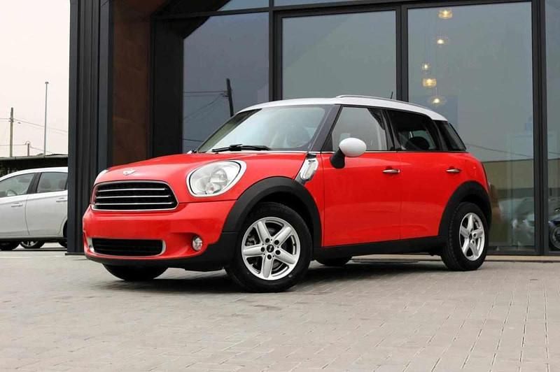 Usado Mini Cooper D Countryman 112 HP (82 kW) 2011 Vermelho SUV