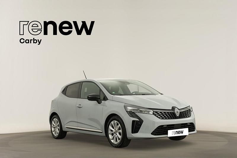 Usado Renault Clio V Evolution 101 HP (74 kW) 2024 Cinzento