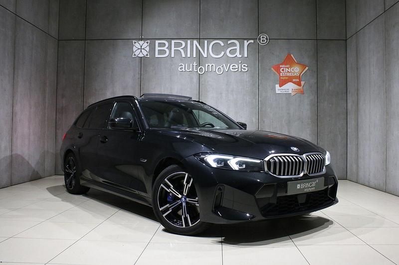 Preto Usado 2022 BMW 330 Coupé | € 34.490 - Imagem 1/4