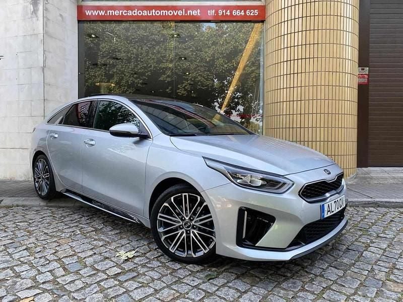 Cinzento Usado 2021 Kia ProCeed Citadino | € 24.900 (Preço justo) - Imagem 1/4