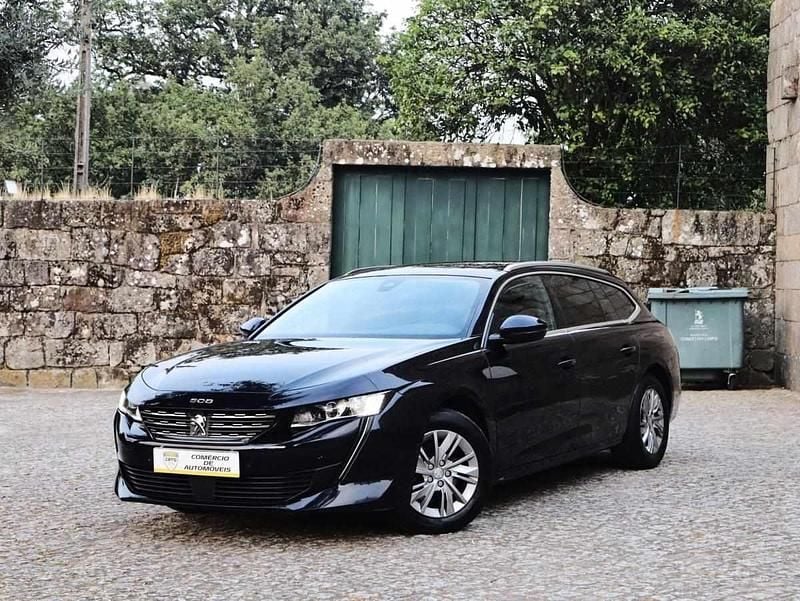 Usado Peugeot 508 SW 130 HP (95 kW) 2019 Azul Carrinha