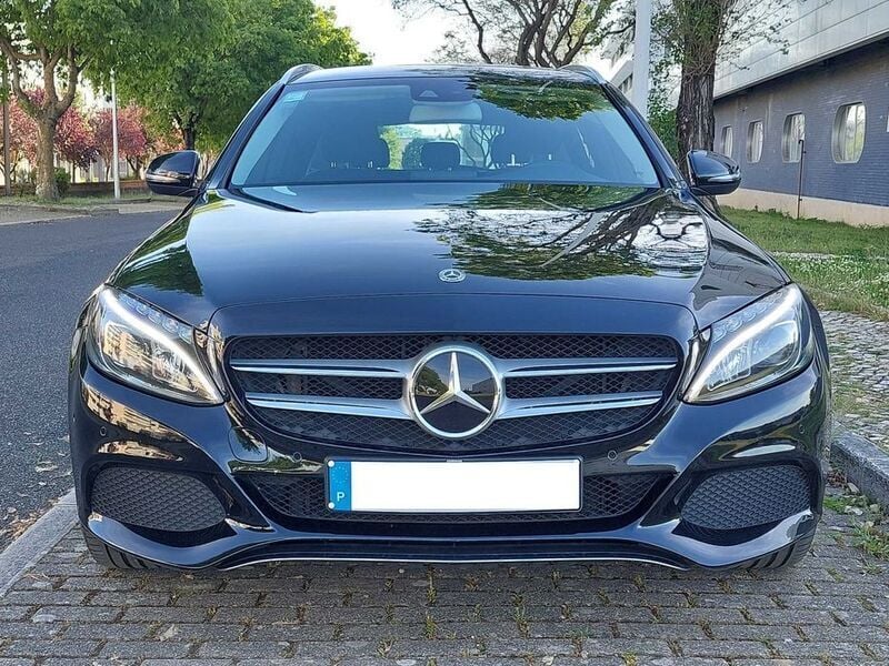 Usado 2018 Mercedes C220 Avantgarde Sedan | € 26.990 (Preço justo) - Imagem 1/4