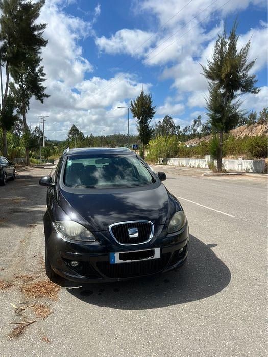 Usado 2007 Seat Altea XL Monovolume | € 5.300 - Imagem 1/4