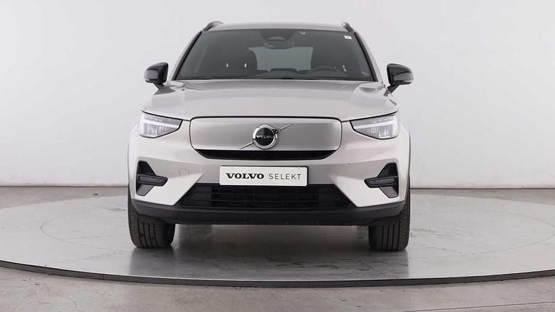 Usado Volvo XC40 184 kW (251 HP) 2024 Prateado SUV