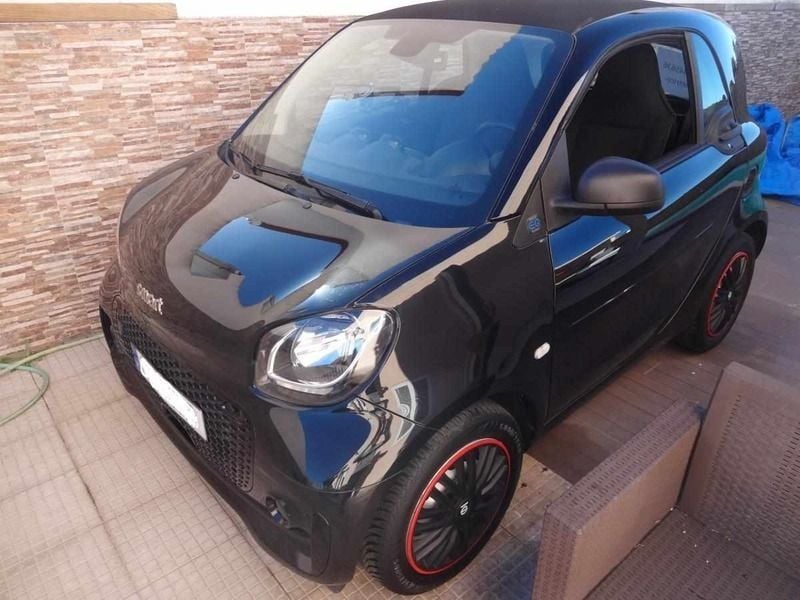 Preto Usado 2021 Smart ForTwo Electric Drive | € 10.000 (Super Preço) - Imagem 1/4